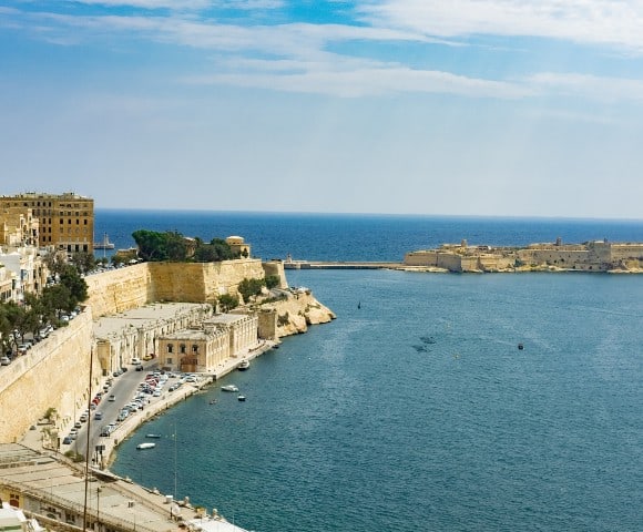 International removal company-to malta-from-uk