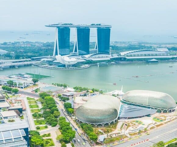 Furniture shipping to Singapore from the UK Furniture shipping to Singapore from the UK